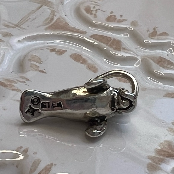 Tiny Walrus Charm Vintage Sterling Silver 925 NOS - Picture 4 of 6